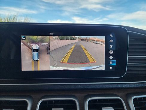 Used 2023 Mercedes-Benz GLE 350 4MATIC w/ AMG Line Exterior image 50