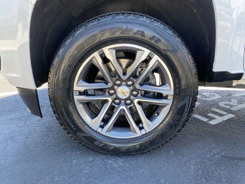 Used 2022 Chevrolet Colorado LT w/ LT Convenience Package image 32