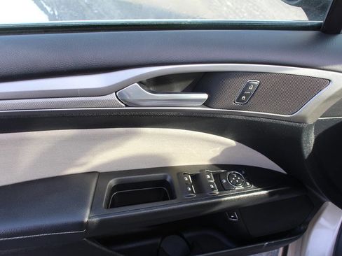 Used 2018 Ford Fusion S image 8