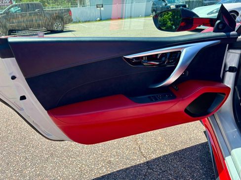 Used 2017 Acura NSX AWD/4WD image 9