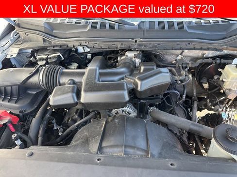 Used 2017 Ford F250 XL w/ Power Equipment Group RWD image 6