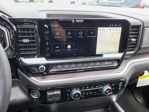 New 2026 GMC Sierra 1500 SLT AWD/4WD image 15