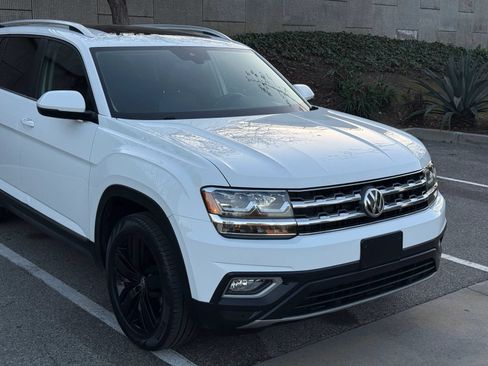 Used 2018 Volkswagen Atlas SEL AWD/4WD image 6