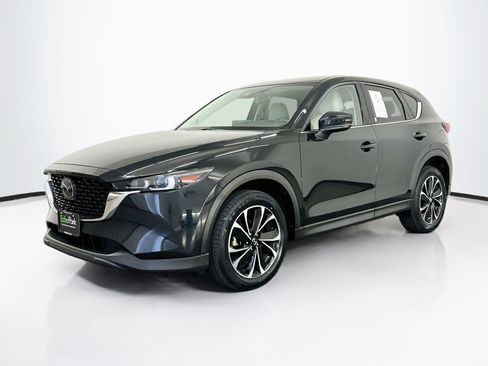 Used 2023 MAZDA CX-5 AWD 2.5 S w/ Premium Plus Pkg image 3