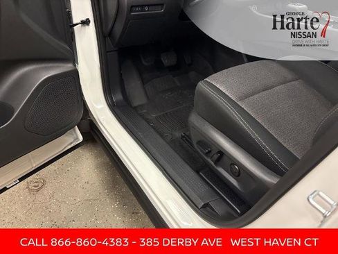 Certified 2023 Nissan Rogue SV image 19