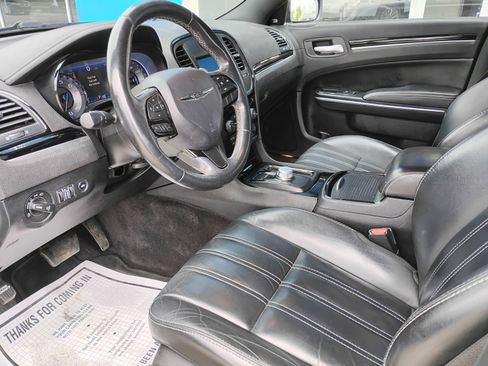 Used 2018 Chrysler 300 S w/ S Model Appearance Package AWD/4WD image 11
