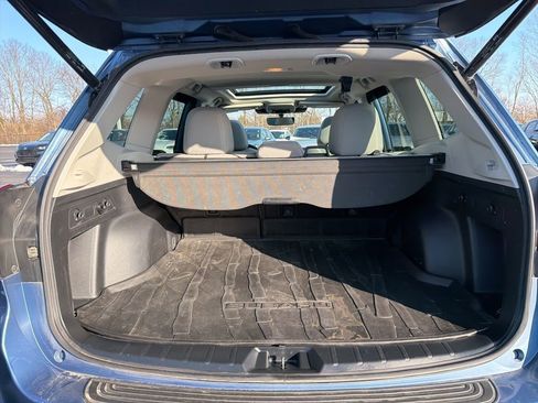 Used 2023 Subaru Forester Premium image 22