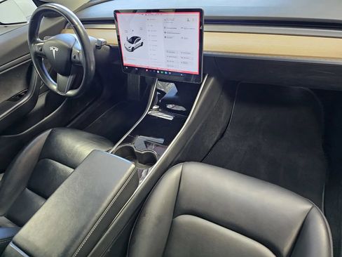 Used 2018 Tesla Model 3 Long Range RWD image 5