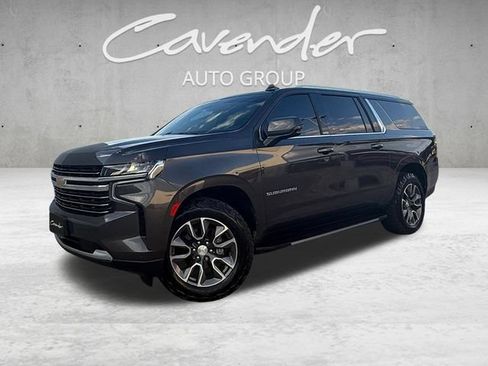 Used 2021 Chevrolet Suburban LT w/ LT Signature Package RWD image 1