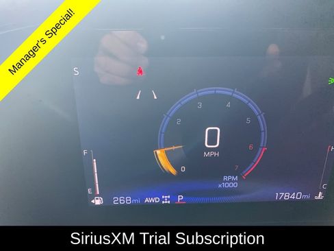 Used 2025 Chevrolet TrailBlazer LT image 4