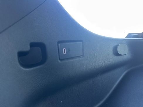 Used 2021 GMC Yukon SLT w/ SLT Luxury Plus Package image 48