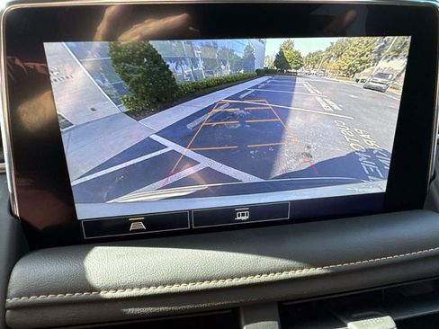 Used 2021 GMC Yukon AT4 image 27