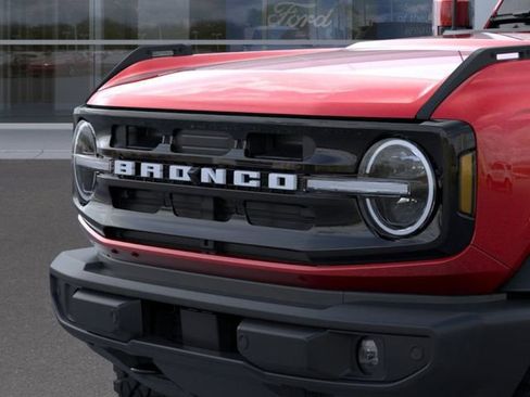 New 2026 Ford Bronco Outer Banks w/ Sasquatch Package image 19