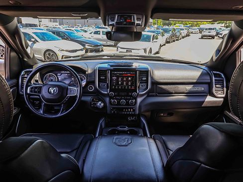Used 2022 RAM 1500 Laramie AWD/4WD image 19
