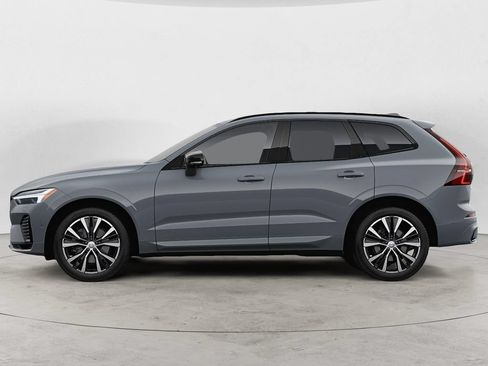 Certified 2024 Volvo XC60 B5 Plus w/ Protection Package Premier AWD/4WD image 4