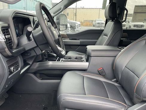 New 2026 Ford F250 Lariat w/ Black Appearance Package image 15