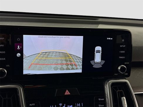 Used 2023 Kia Sorento SX image 8