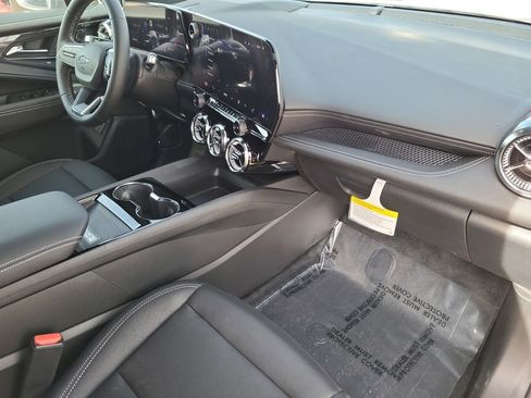 New 2026 Chevrolet Blazer EV LT image 29