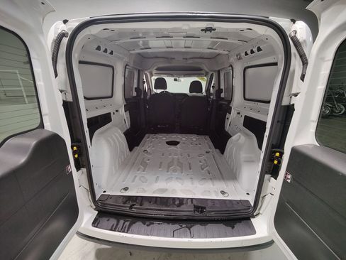 Used 2022 RAM ProMaster City Tradesman image 8