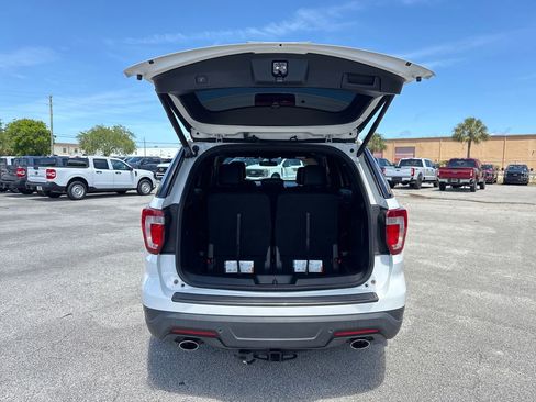 Used 2019 Ford Explorer XLT w/ Equipment Group 202A image 28