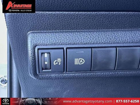 Certified 2025 Toyota Corolla LE image 23