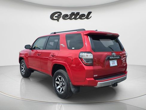 Used 2022 Toyota 4Runner TRD Off-Road AWD/4WD image 10