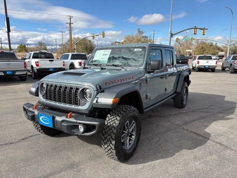 New 2026 Jeep Gladiator Mojave w/ Steel Bumper Group AWD/4WD image 7