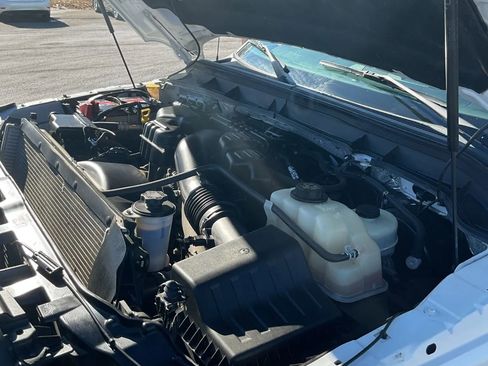 Used 2016 Ford F250 Lariat image 25