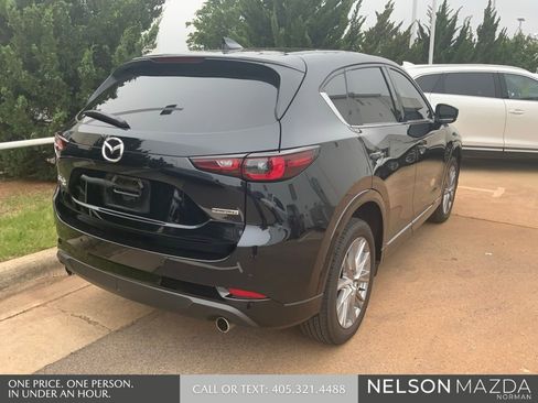 Used 2025 MAZDA CX-5 AWD 2.5 S w/ Premium Plus Pkg image 6