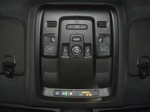 Used 2021 Chevrolet Tahoe Premier AWD/4WD image 51