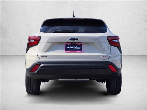 New 2026 Chevrolet Trax RS w/ Driver Confidence Package FWD image 6