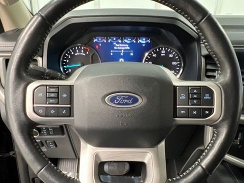Used 2024 Ford Expedition Max XLT image 26