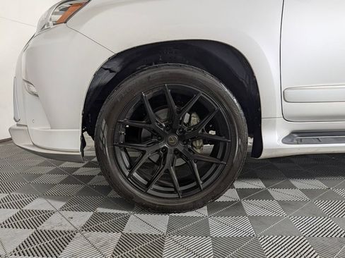 Used 2019 Lexus GX 460 Premium AWD/4WD image 11