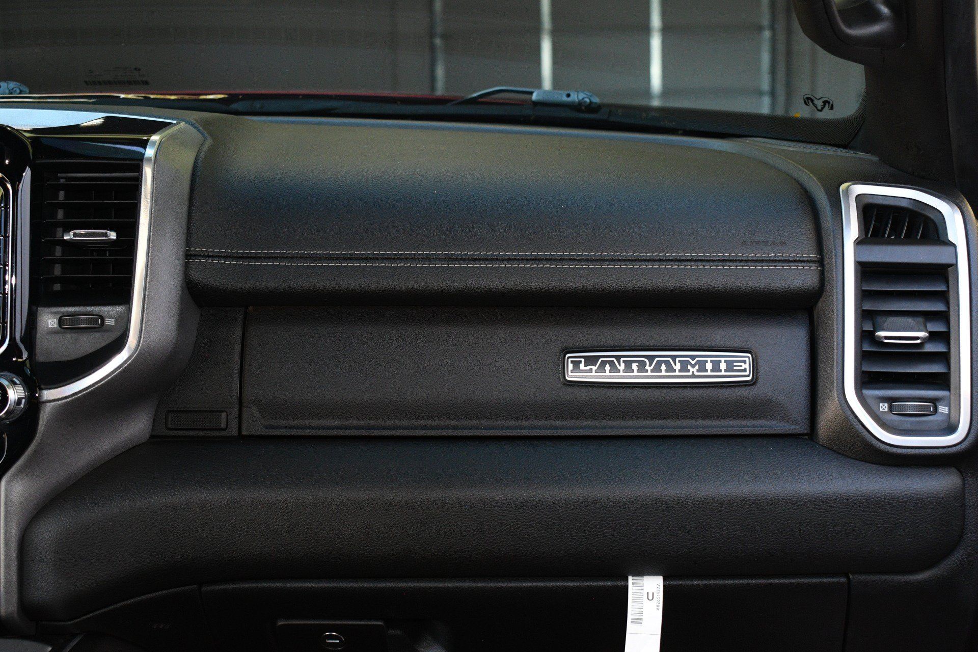 Used 2020 RAM 2500 Laramie w/ Night Edition AWD/4WD image 25