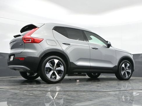 New 2025 Volvo XC40 B5 Core w/ Protection Package Premier image 41