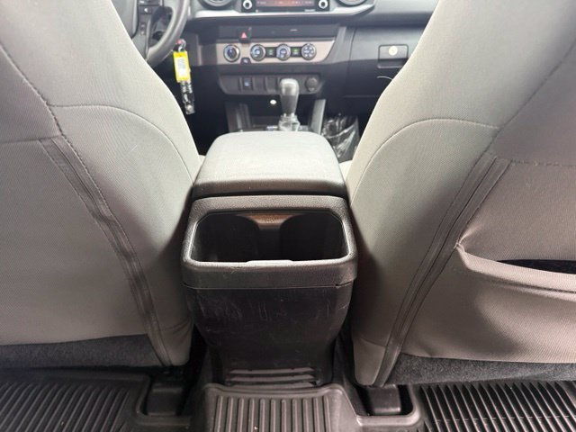 Used 2020 Toyota Tacoma SR AWD/4WD image 15