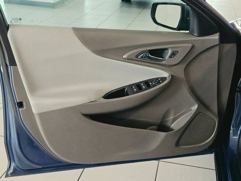 Certified 2025 Chevrolet Malibu LT FWD image 18