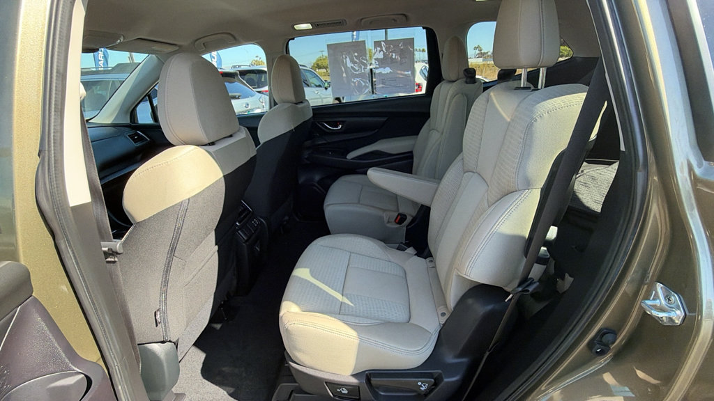 Certified 2023 Subaru Ascent Premium w/ Convenience Package AWD/4WD image 18