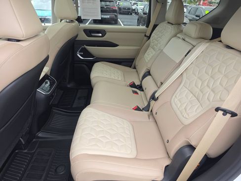 Certified 2026 Nissan Armada Platinum Reserve AWD/4WD image 20