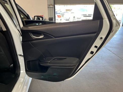 Used 2019 Honda Civic EX image 15
