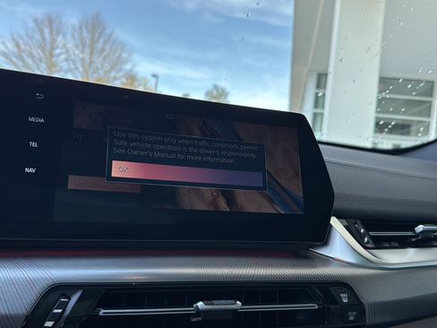 Used 2025 BMW X2 xDrive28i w/ Premium Package AWD/4WD image 23