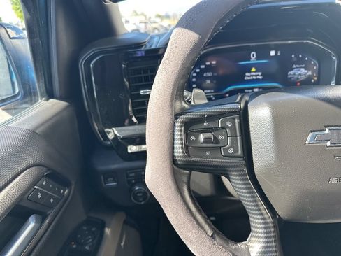 Used 2022 Chevrolet Silverado 1500 ZR2 w/ Technology Package AWD/4WD image 16