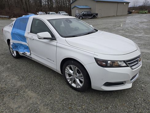 Used 2015 Chevrolet Impala LT w/ Convenience Package image 4