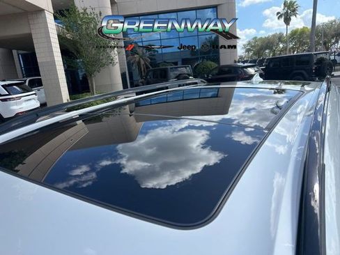 Used 2021 BMW X7 xDrive40i w/ M Sport Package image 13