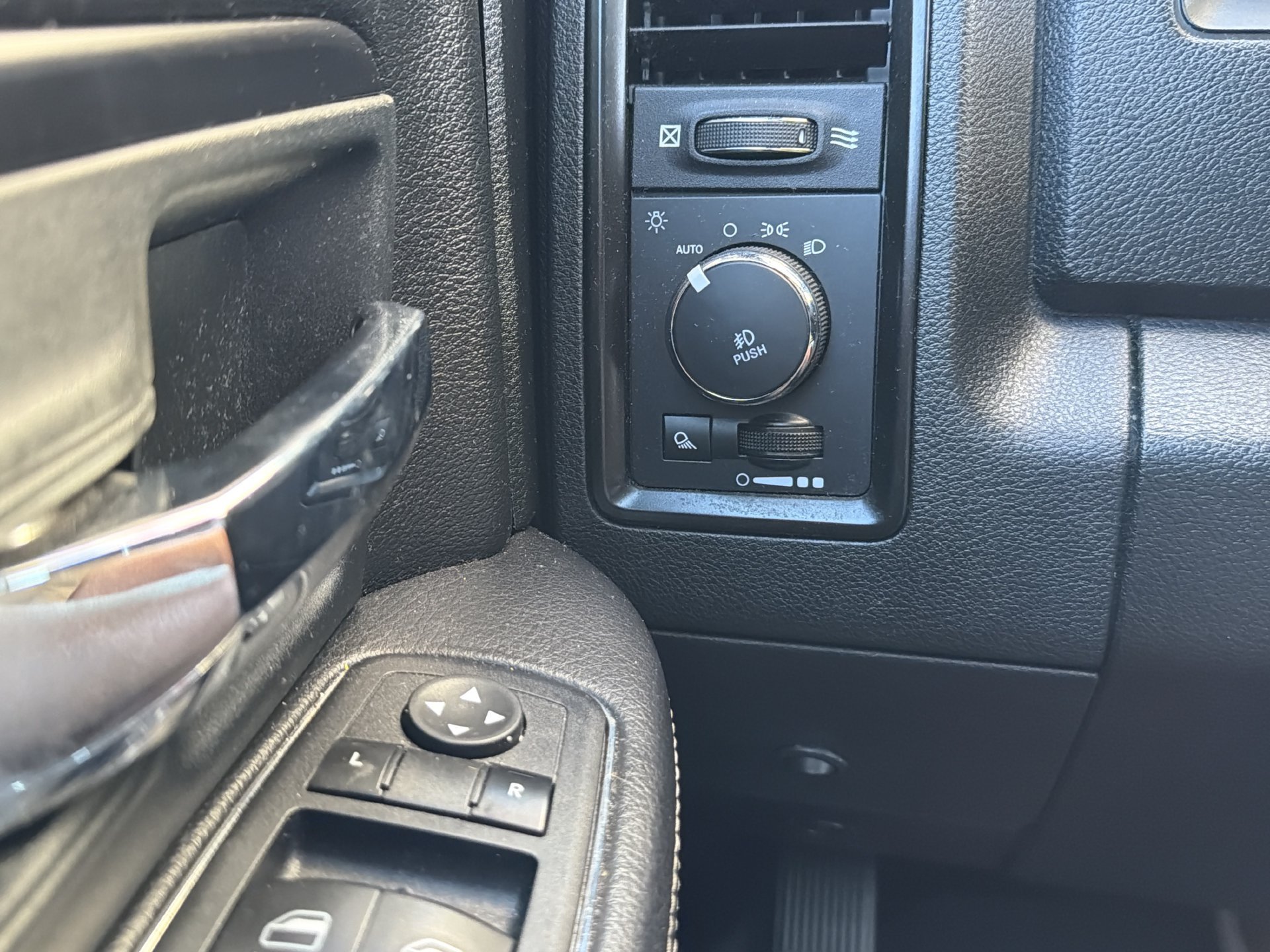 Used 2018 RAM 1500 Rebel w/ Ram 1500 Black Rebel Group AWD/4WD image 26