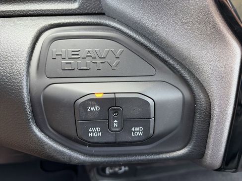 New 2026 RAM 2500 Tradesman AWD/4WD image 31