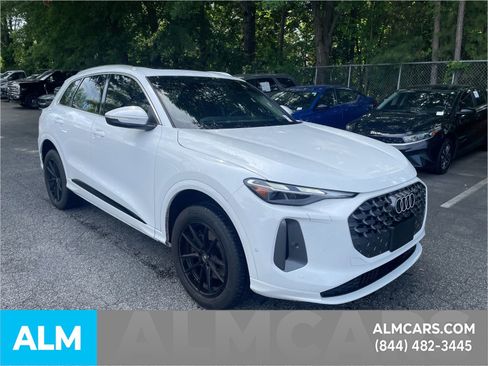 Used 2025 Audi Q5 Premium w/ Convenience Package AWD/4WD image 8