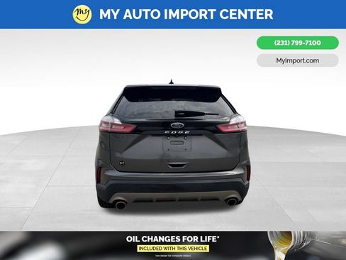 Used 2022 Ford Edge Titanium AWD/4WD image 6