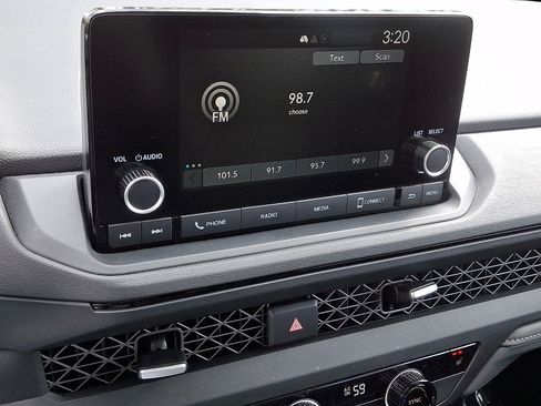 Used 2024 Honda Accord EX image 17