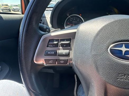 Used 2014 Subaru Crosstrek 2.0i Premium AWD/4WD image 24